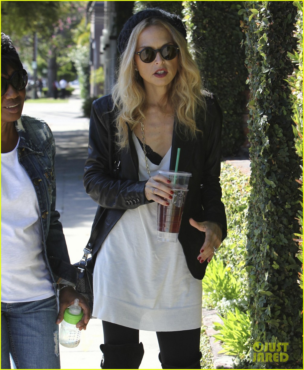 Rachel Zoe: Sunday Shopping with Baby Skyler!
