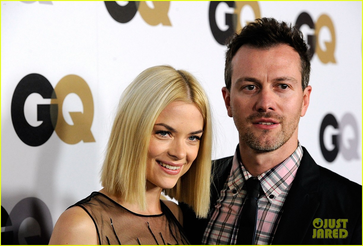Jaime King & Rose McGowan: GQ Men of the Year Beauties!