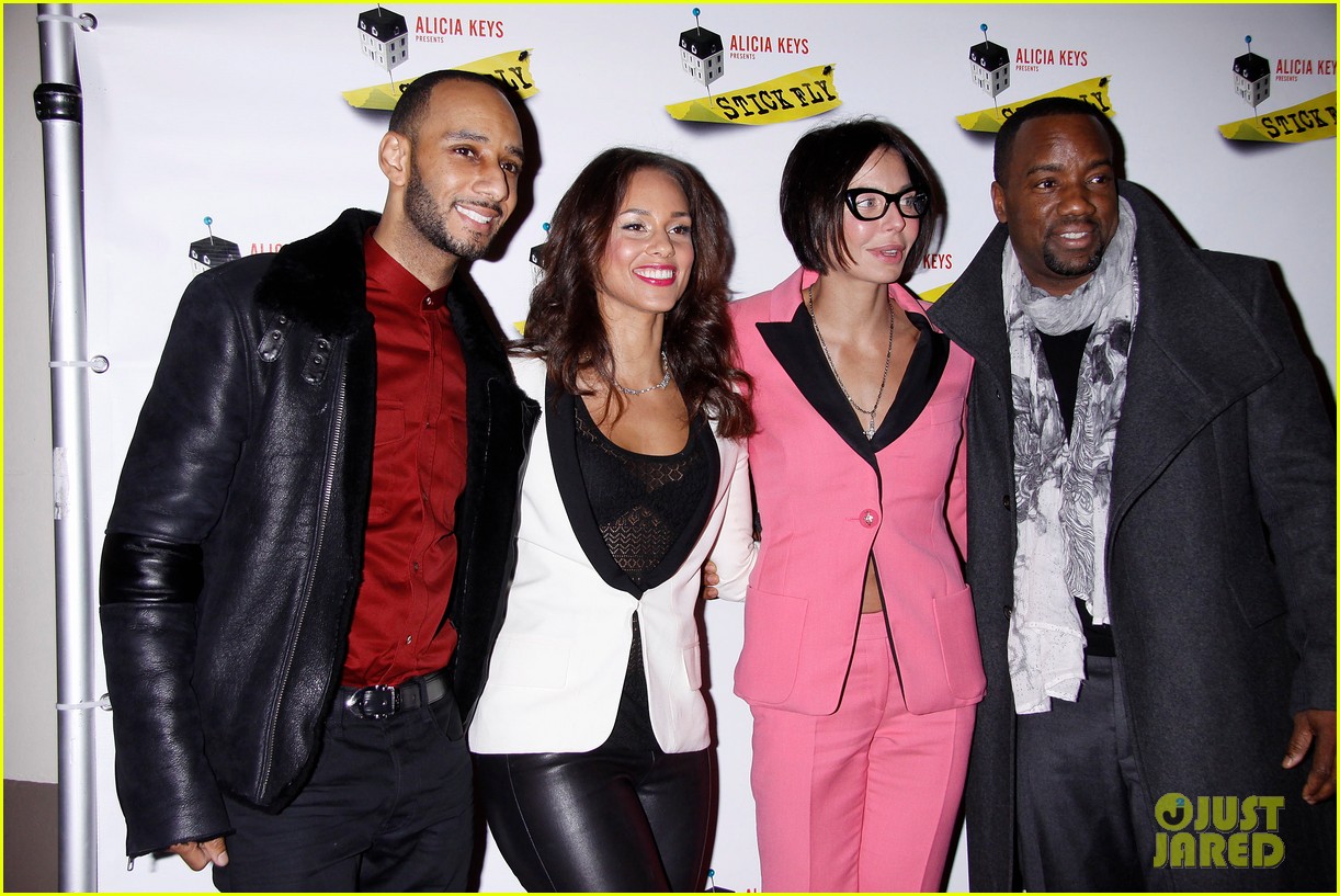 Alicia Keys: 'Stick Fly' Opening Night Performance!