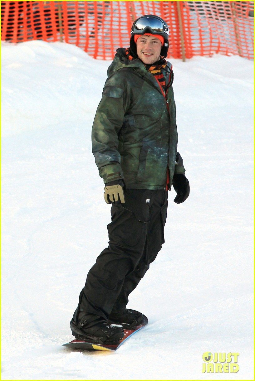 Cory Monteith: Snowboarding in Vancouver!