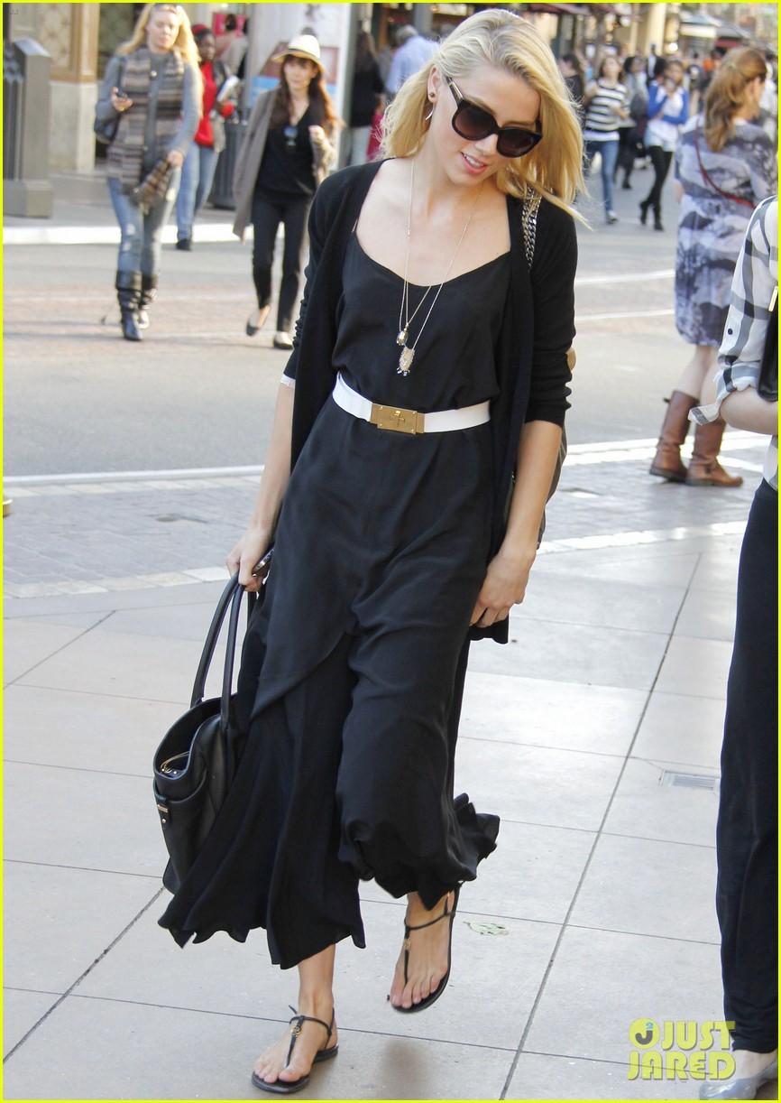 Amber Heard: Katsuya With the Family!