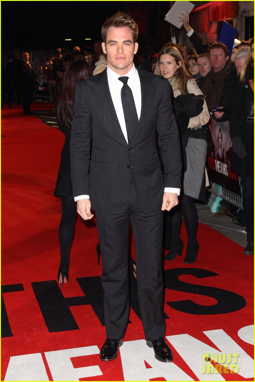 Reese Witherspoon: 'This Means War' UK Premiere with Chris Pine & Tom Hardy!
