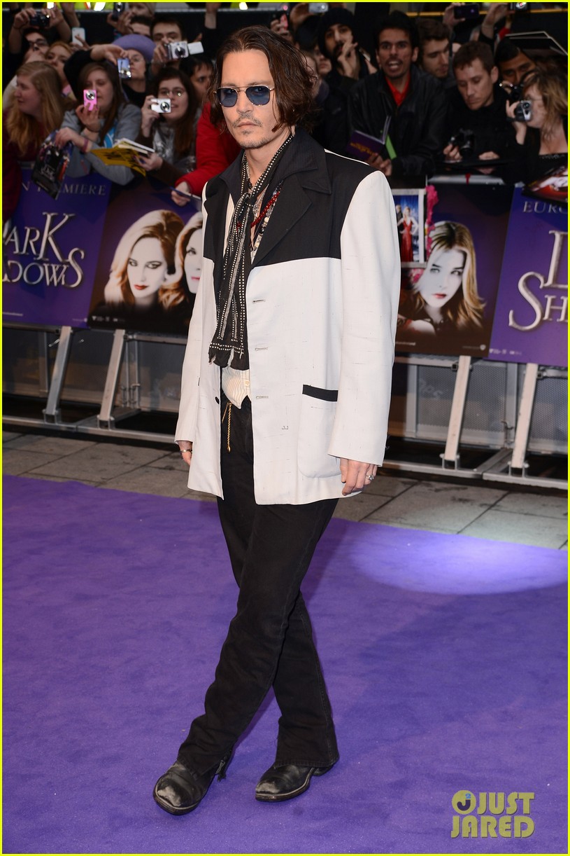 Johnny Depp & Chloe Moretz: 'Dark Shadows' UK Premiere!