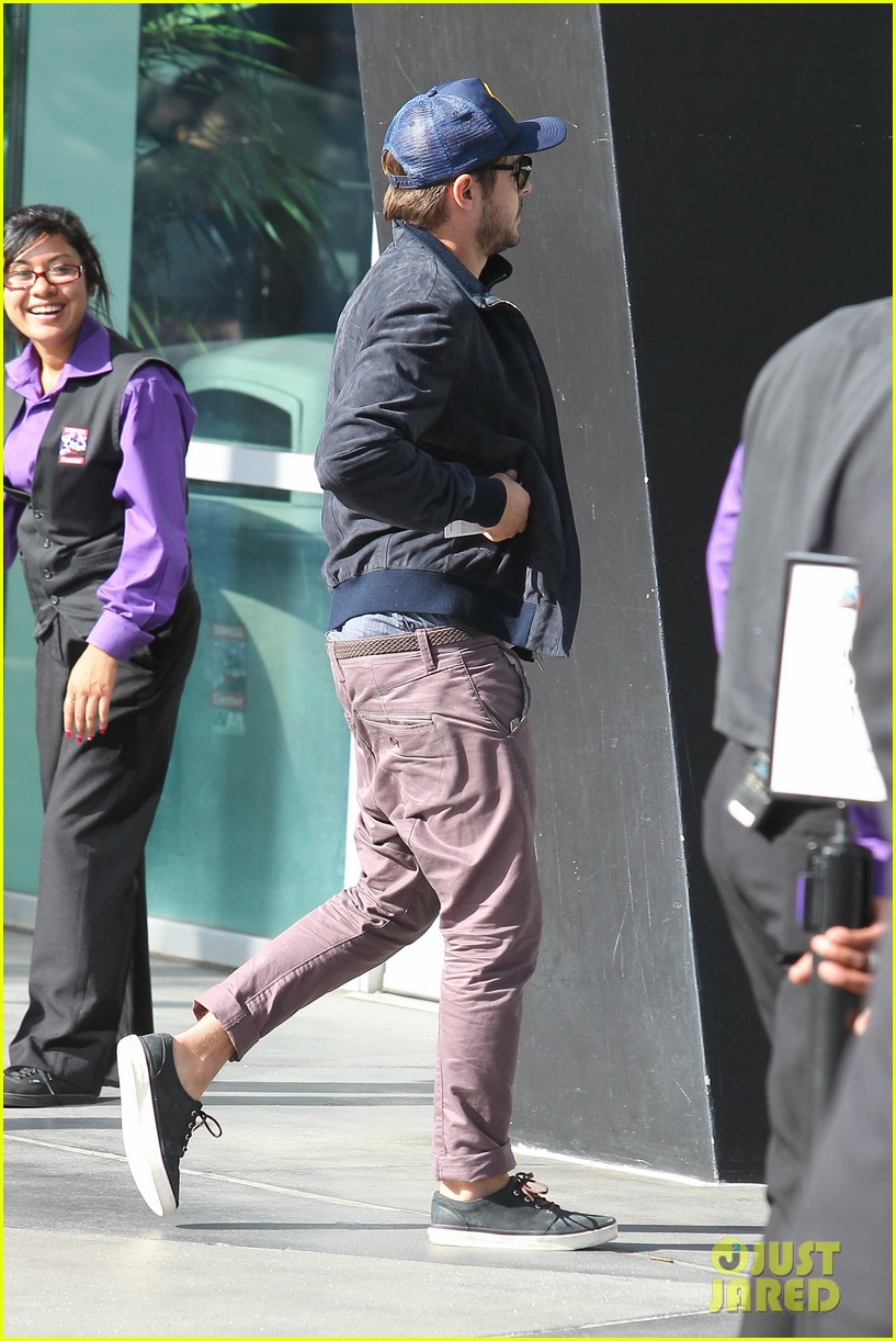 Zac Efron & Lily Collins Split