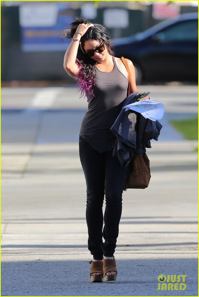 Vanessa Hudgens: 'Have You Voted' For the Teen Choice Awards?