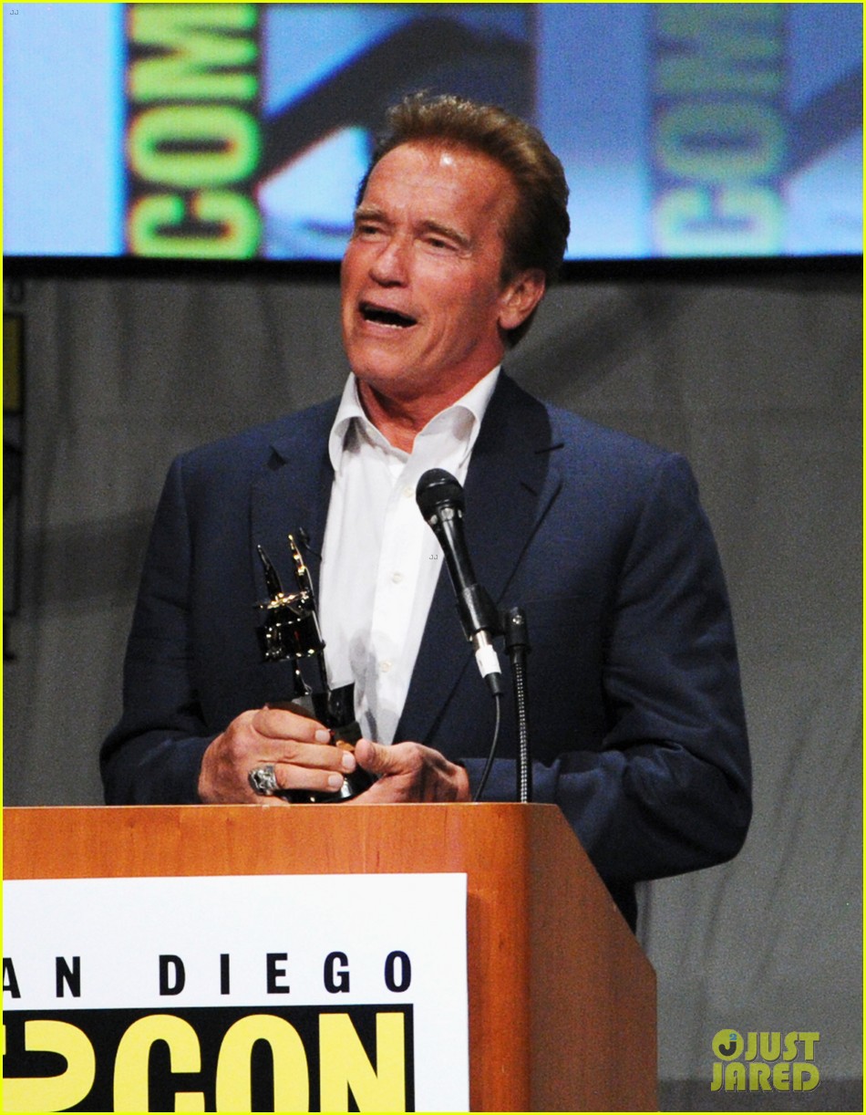 Arnold Schwarzenegger Confirms 'Twins' Sequel!