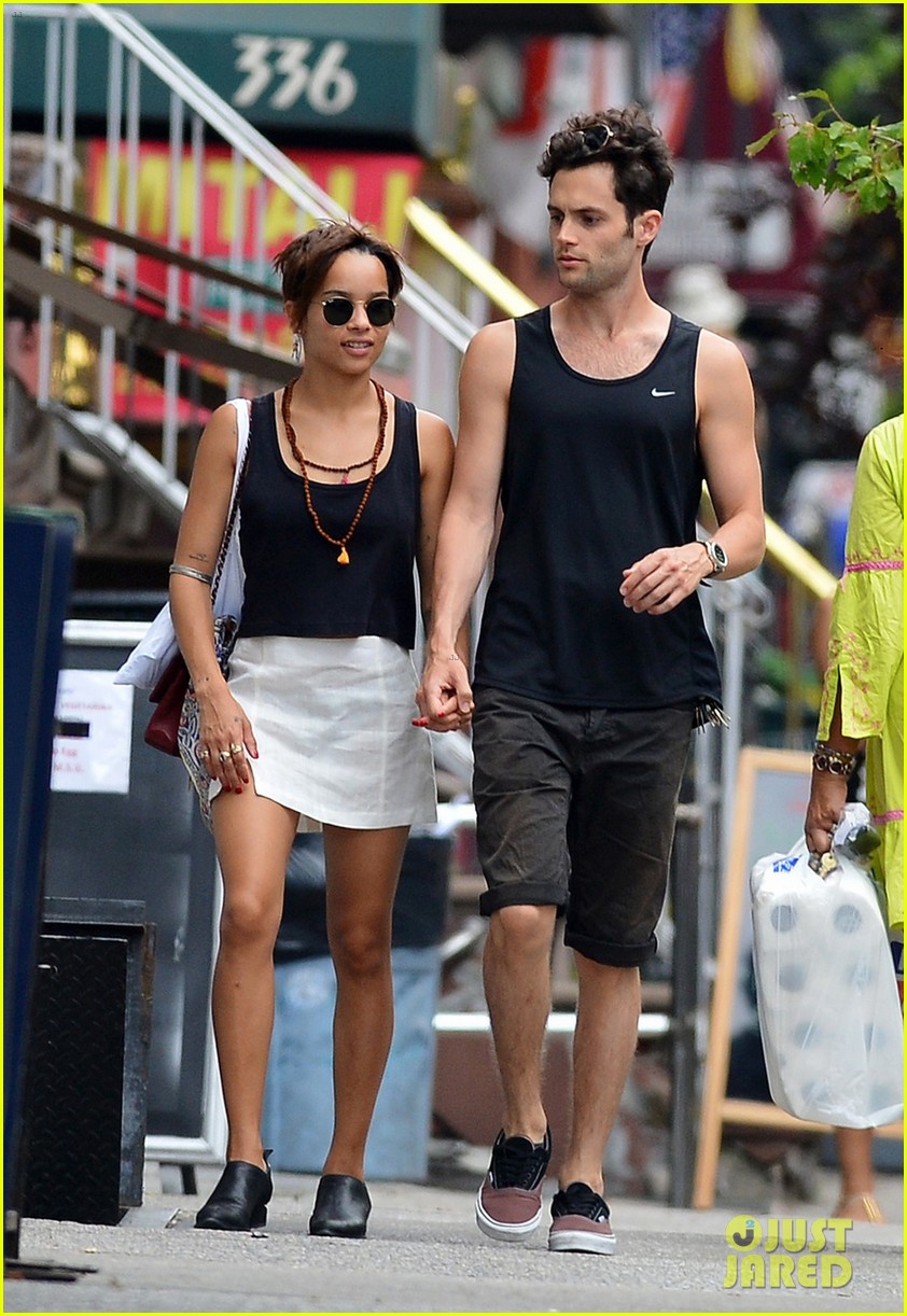 Zoe Kravitz & Penn Badgley: East Village Lovers!
