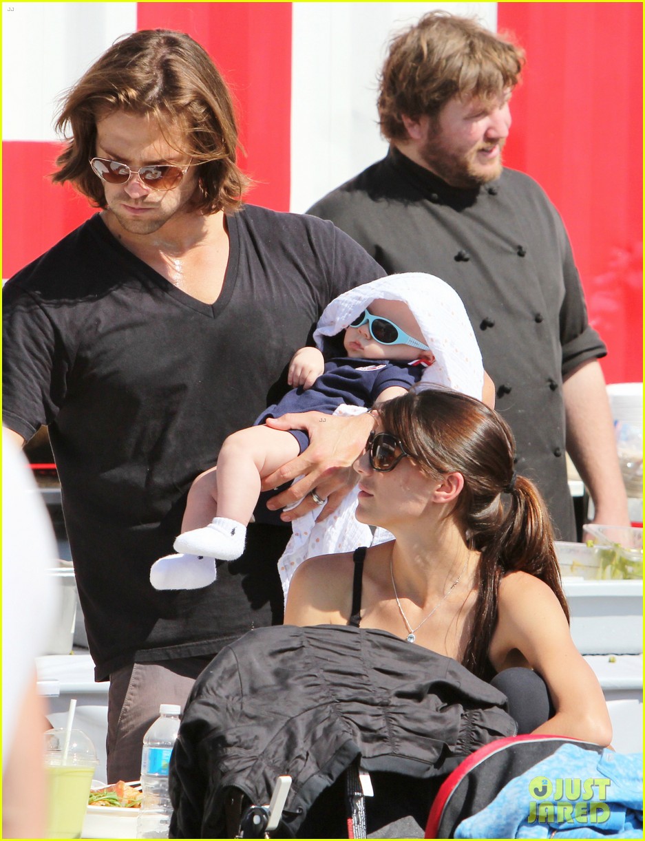 Jared Padalecki: Food Festival with Genevieve & Thomas!