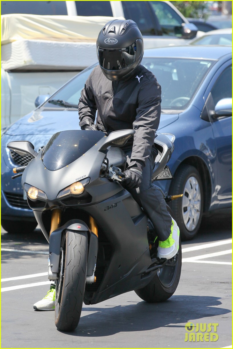 Usher Steps Out After Stepson Kile's Tragic Death