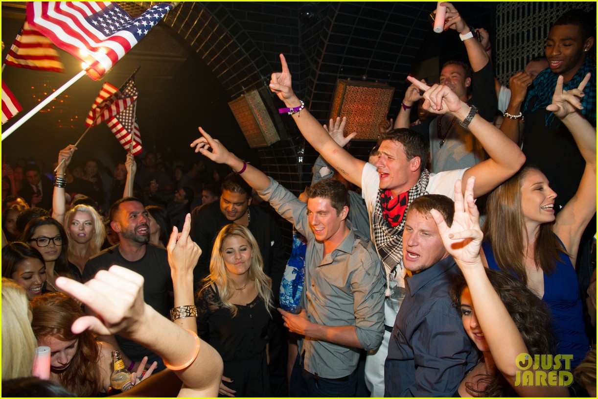 Ryan Lochte: Las Vegas Pool Party Weekend!