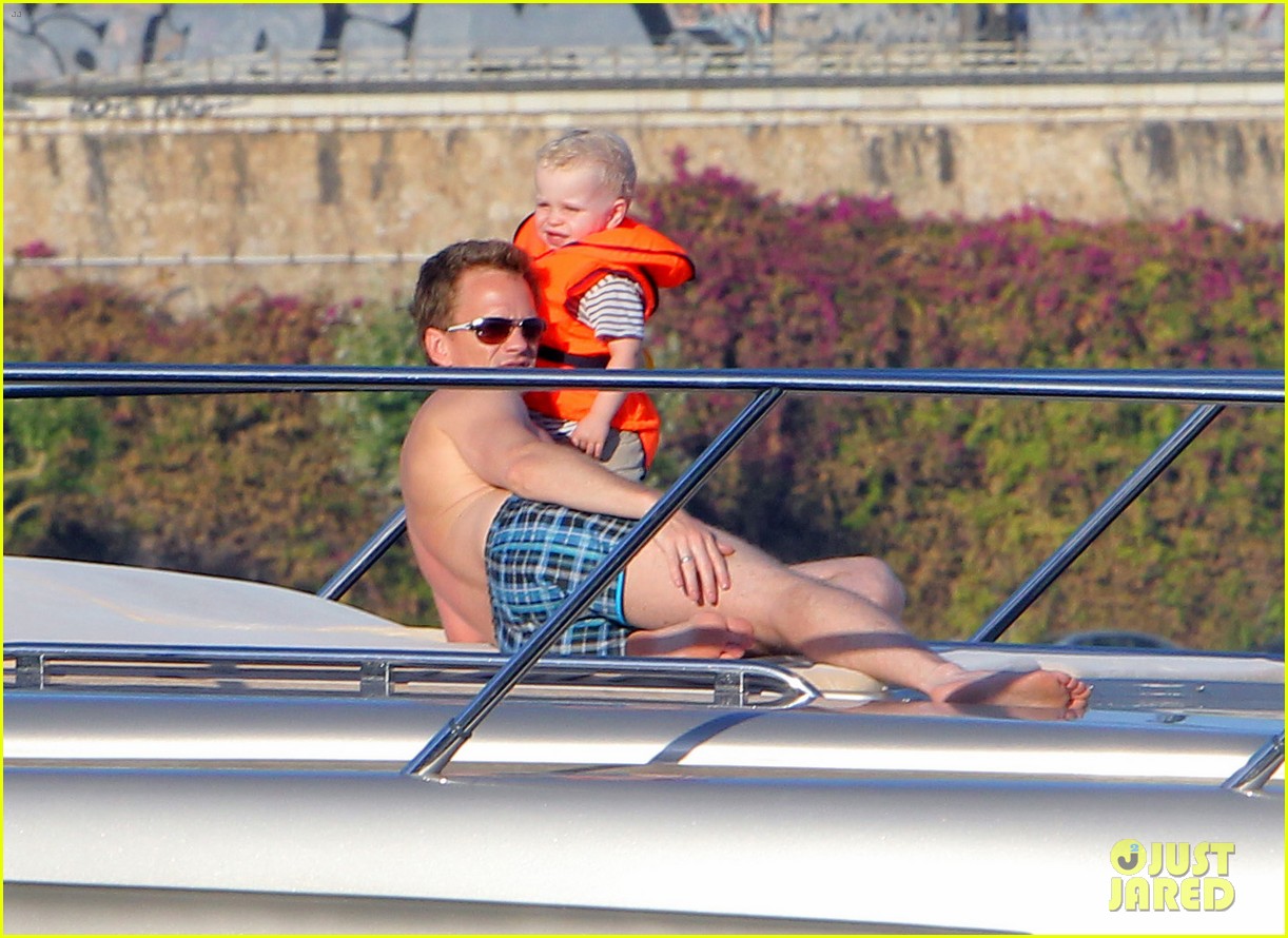 Neil Patrick Harris & David Burtka: Saint-Tropez with the Kids!
