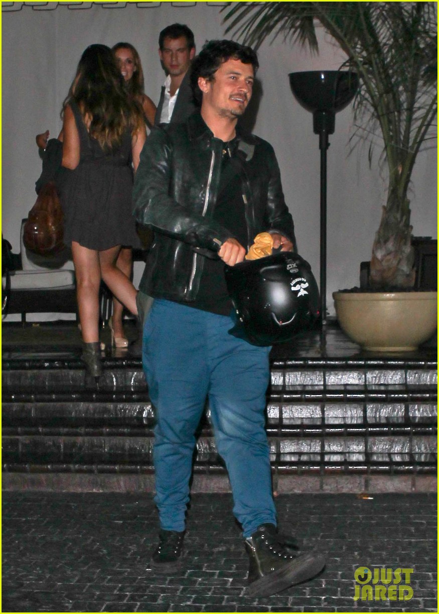 Orlando Bloom Leaves Chateau Marmont, Miranda Kerr Hangs with Flynn