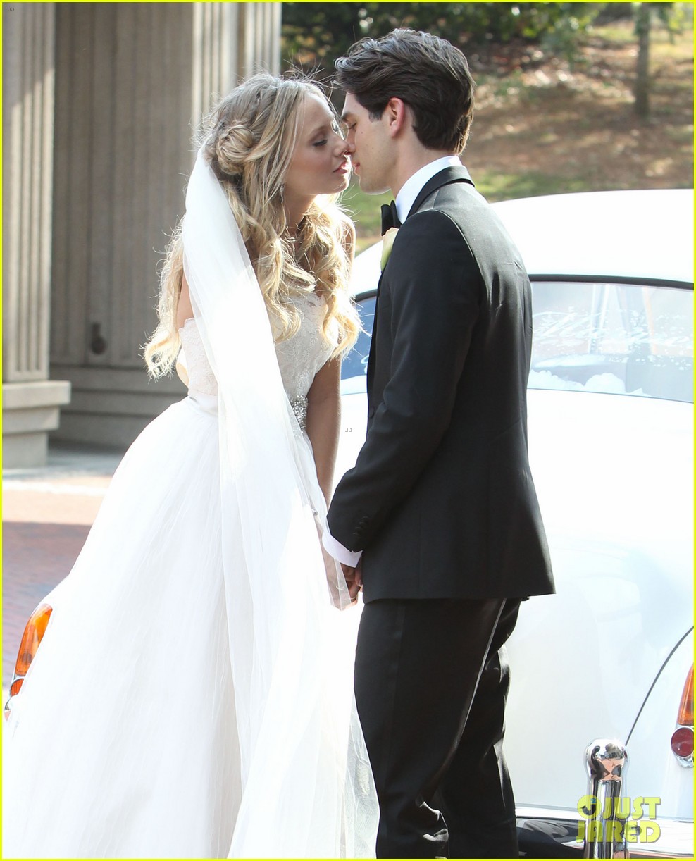 Justin Gaston Weds Melissa Ordway - First Wedding Pictures!