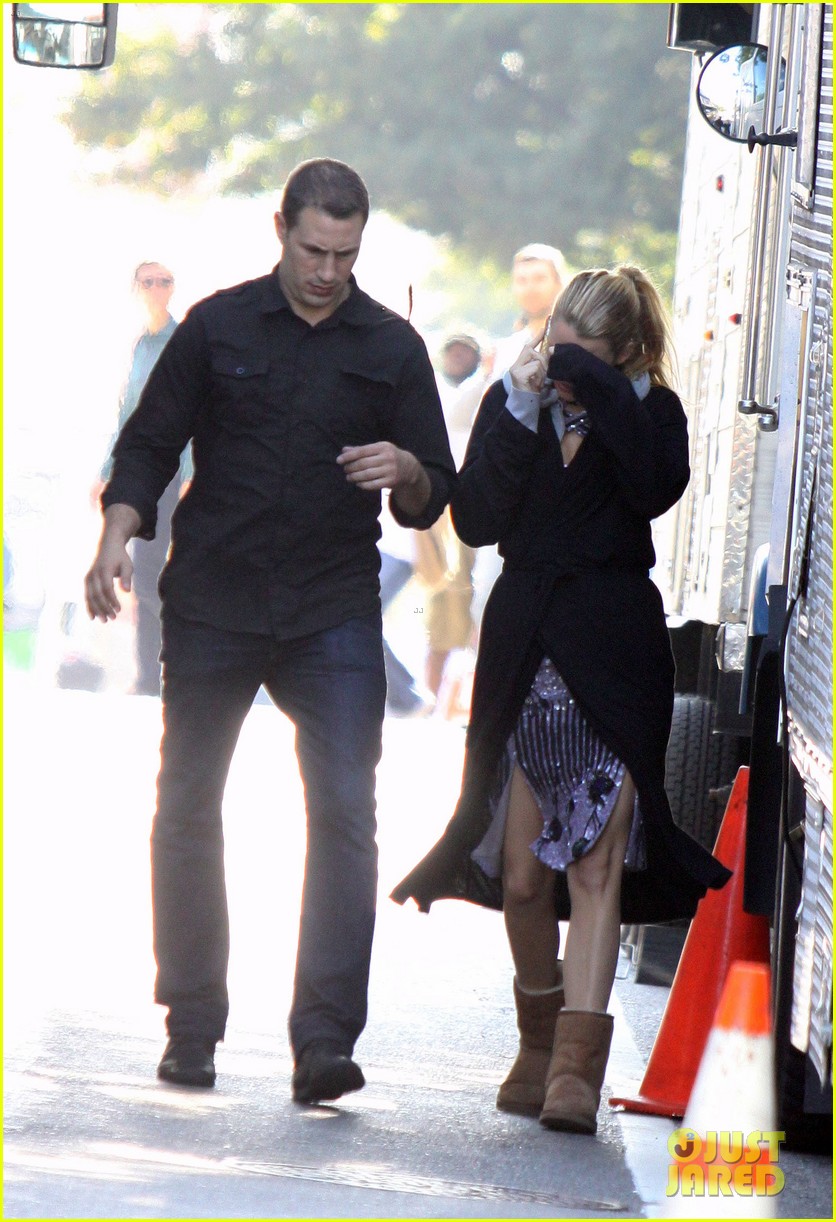 Blake Lively: First Post-Wedding Sighting on 'Gossip Girl' Set!