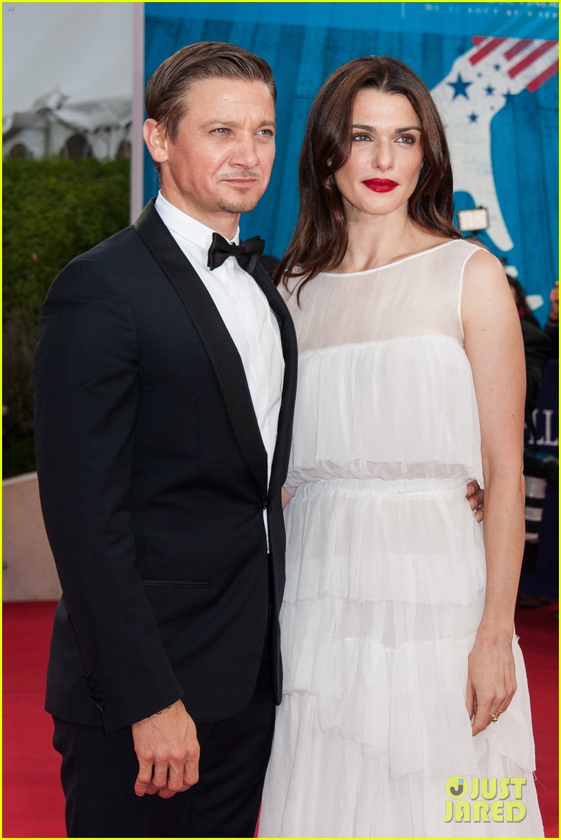 Rachel Weisz: 'Bourne Legacy' France Premiere with Jeremy Renner!