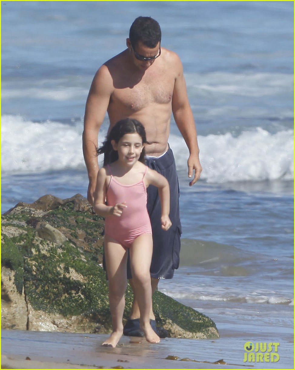 Adam Sandler: Shirtless Beach Time with Sadie & Sunny!