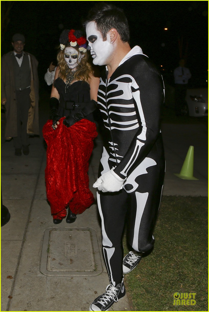 Hilary Duff & Mike Comrie: Day of the Dead Halloween Couple!