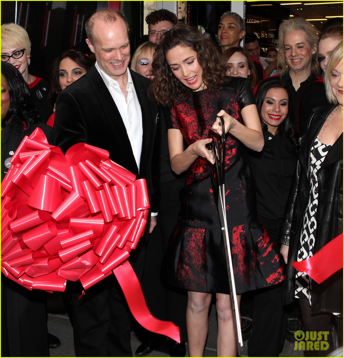 Rose Byrne: Sephora Times Square Re-Opening!