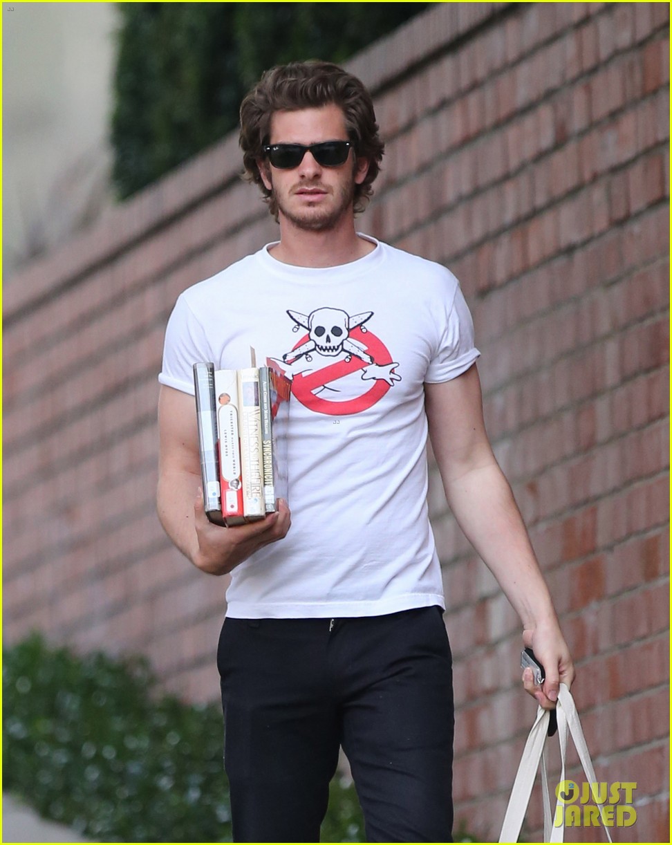Andrew Garfield: Local Library Stop!