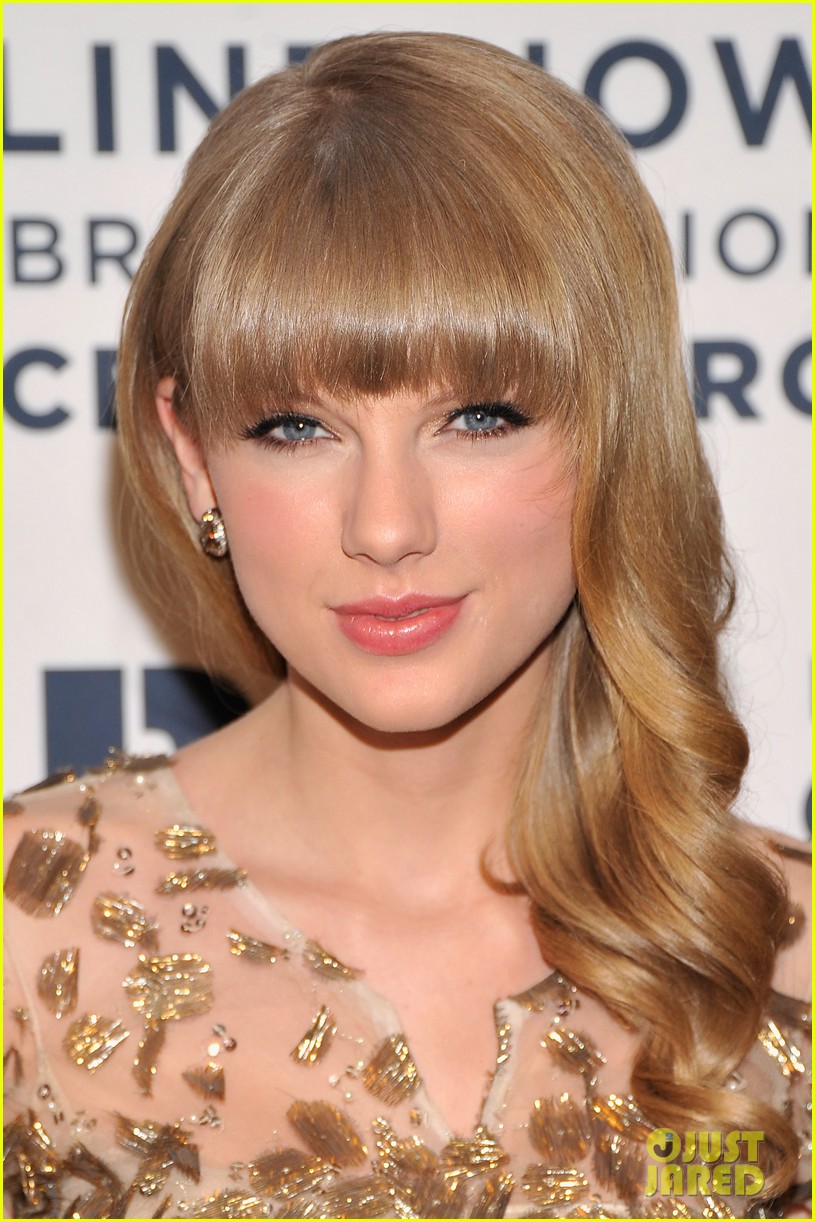 Taylor Swift & Dianna Agron: Ripple of Hope Gala 2012!