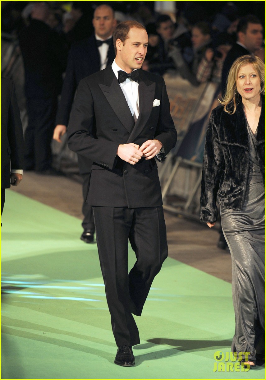 Prince William: 'Hobbit' Premiere without Pregnant Kate Middleton