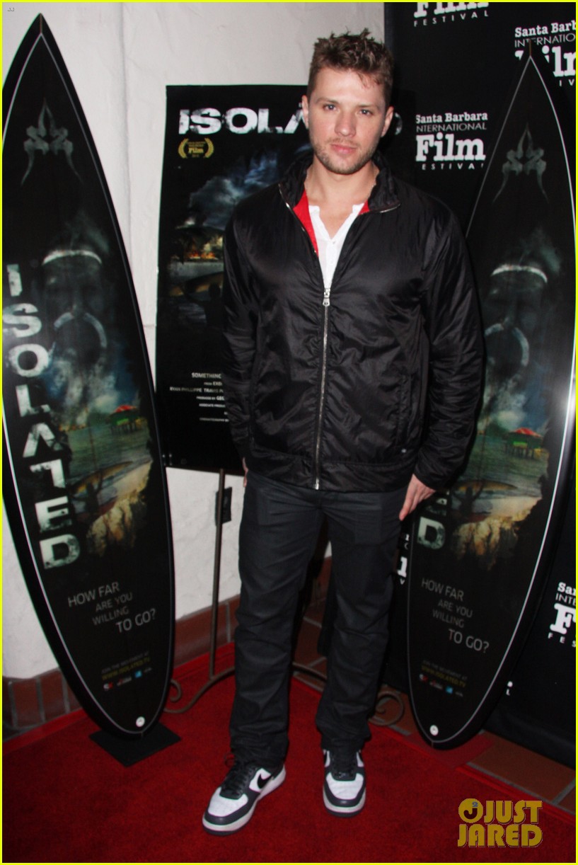 Ryan Phillippe: 'Isolated' Premiere!