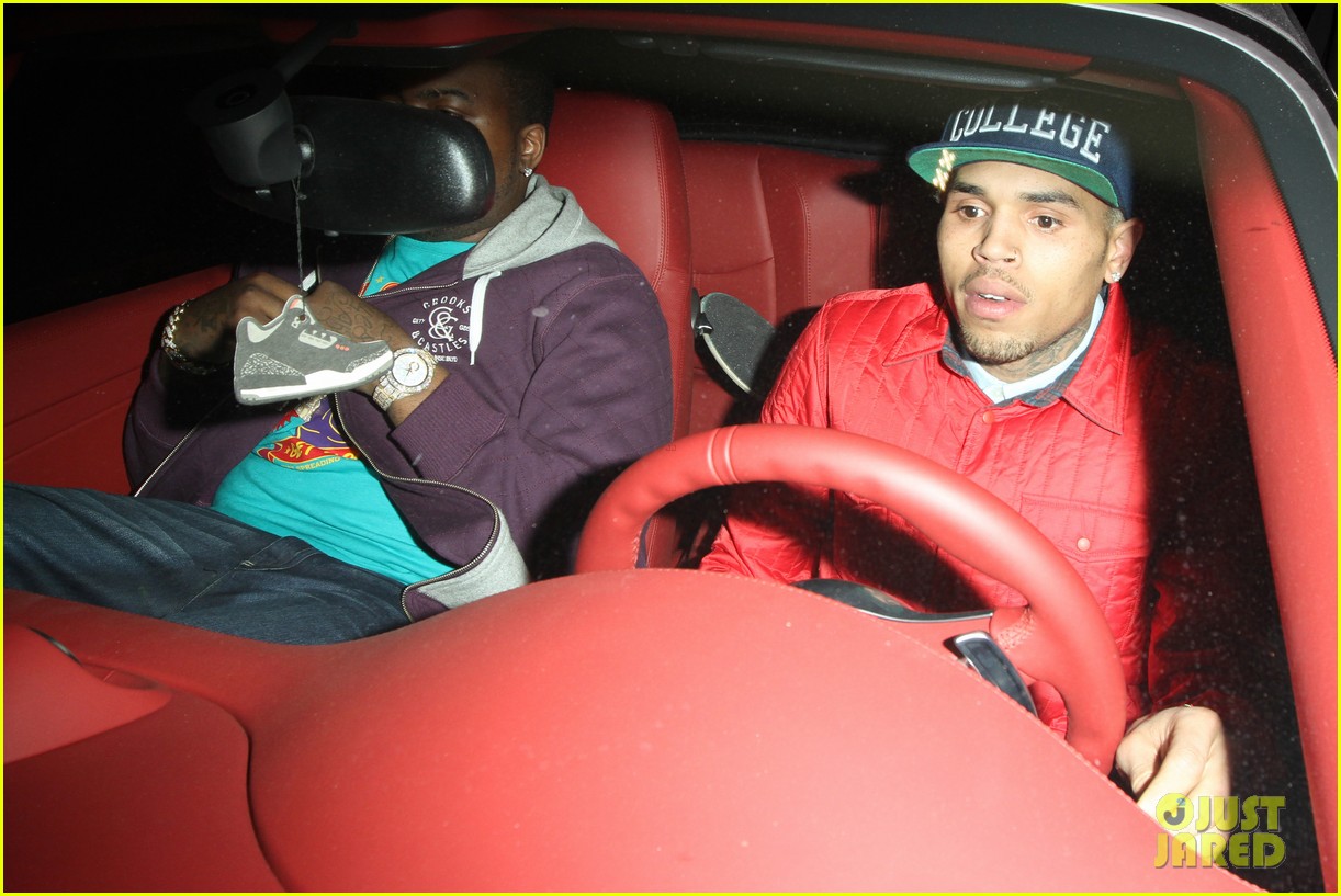 Rihanna & Chris Brown: Separate Studio Exits!