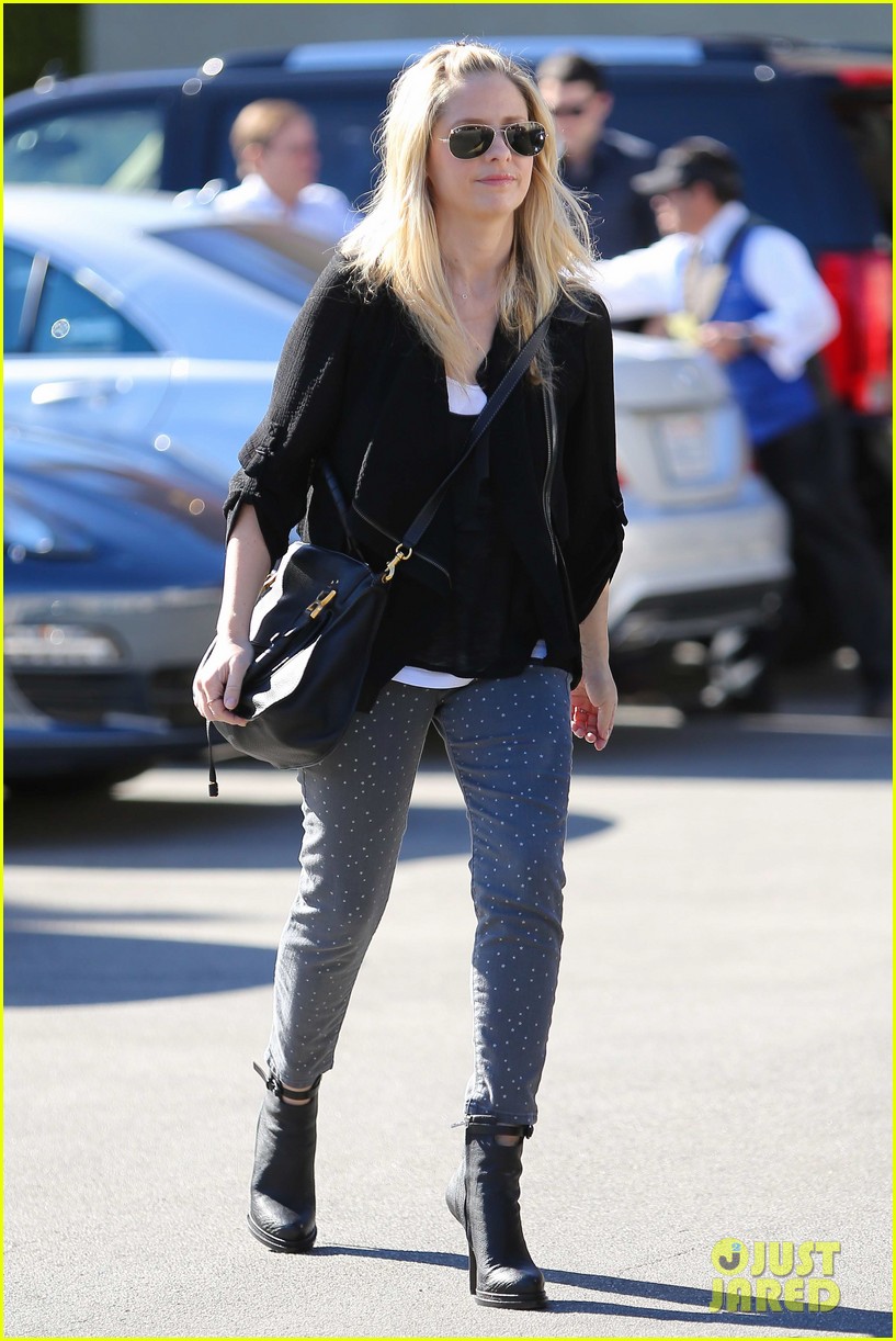 Sarah Michelle Gellar: Thursday Tavern Lunch!