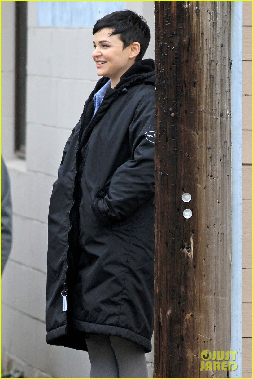 Ginnifer Goodwin & Jamie Dornan: 'Once Upon a Time' Set!