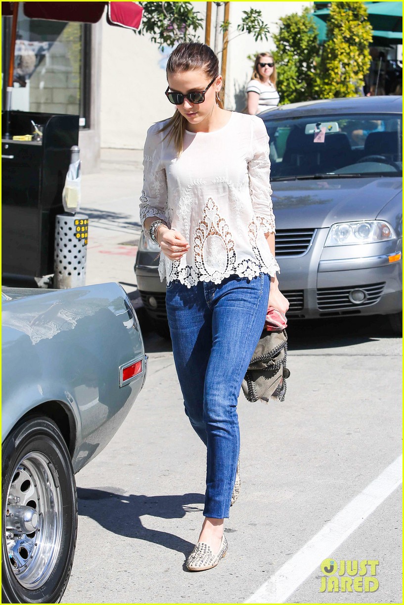 Amber Heard: Urth Caffe Day!