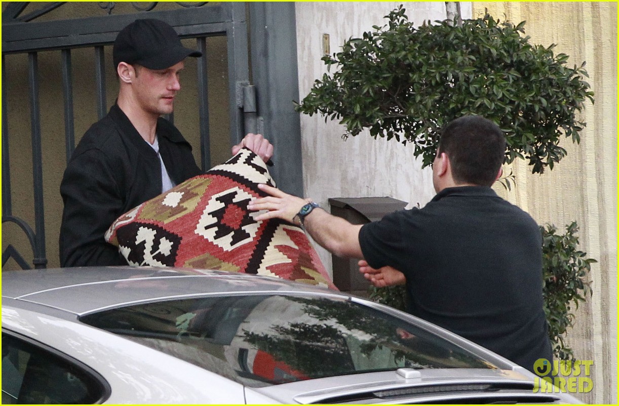 Alexander Skarsgard: Bruised Eye in Los Angeles