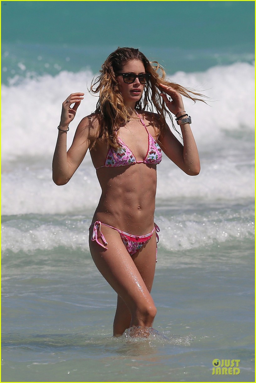 Doutzen Kroes: Bikini Photo Shoot with Shirtless Sunnery James!