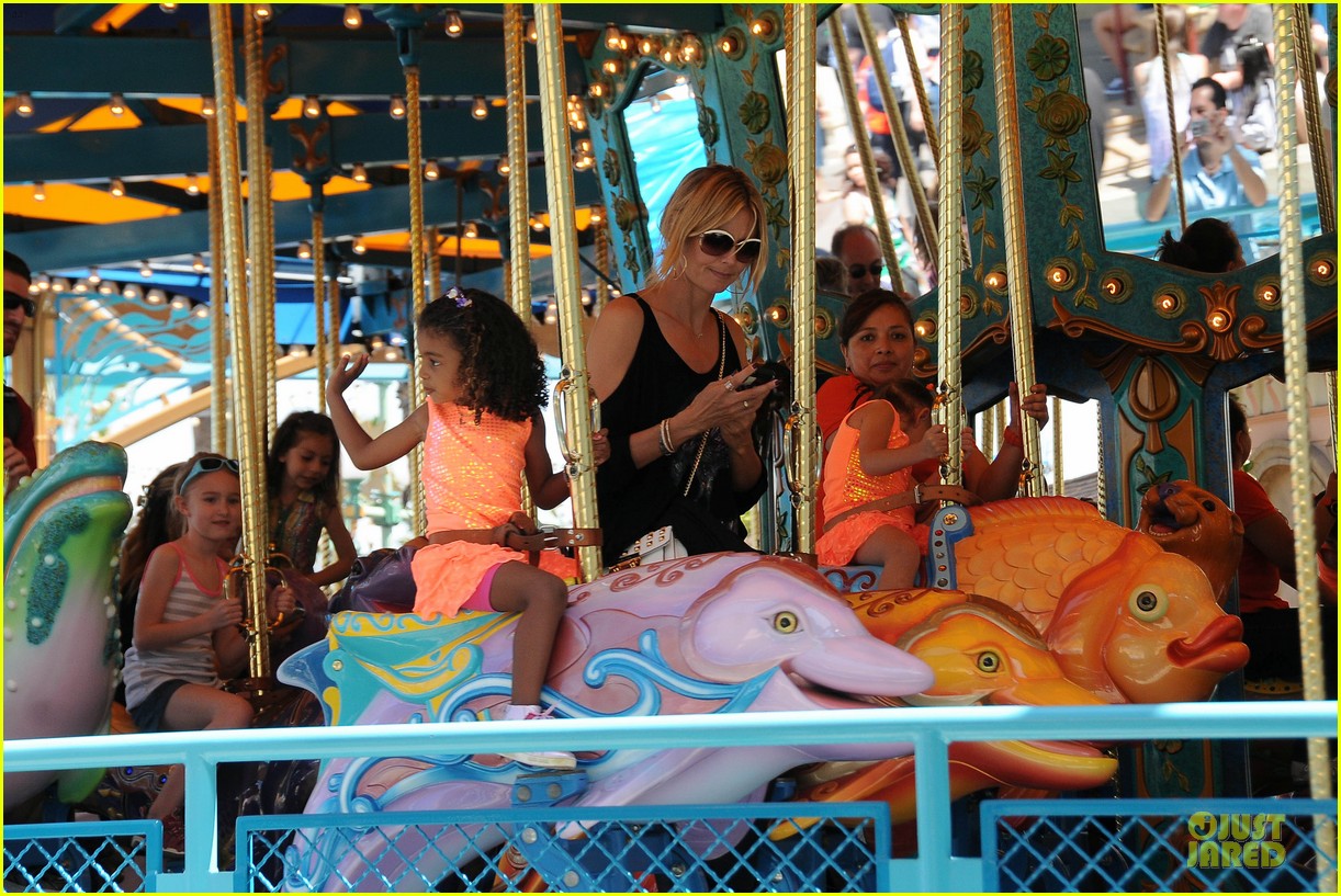 Heidi Klum & Martin Kirsten: Disneyland Fun with the Kids!