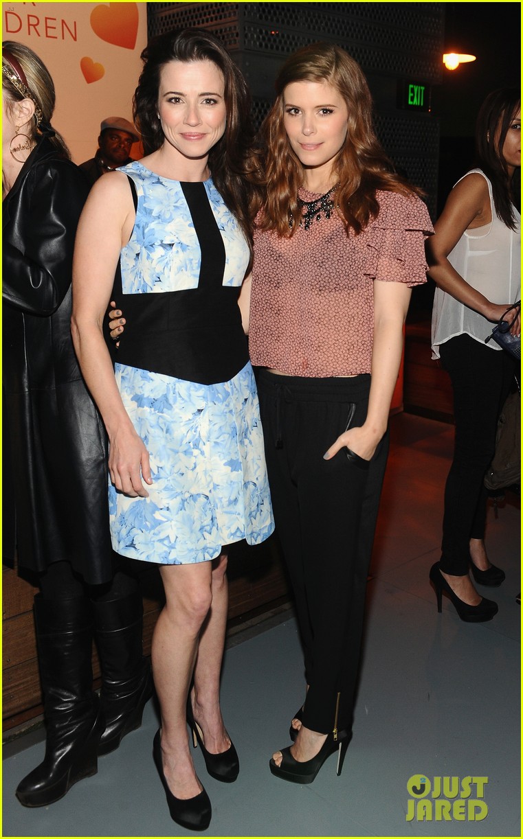 Kate Mara & Max Minghella: Coach's Night of Shopping!