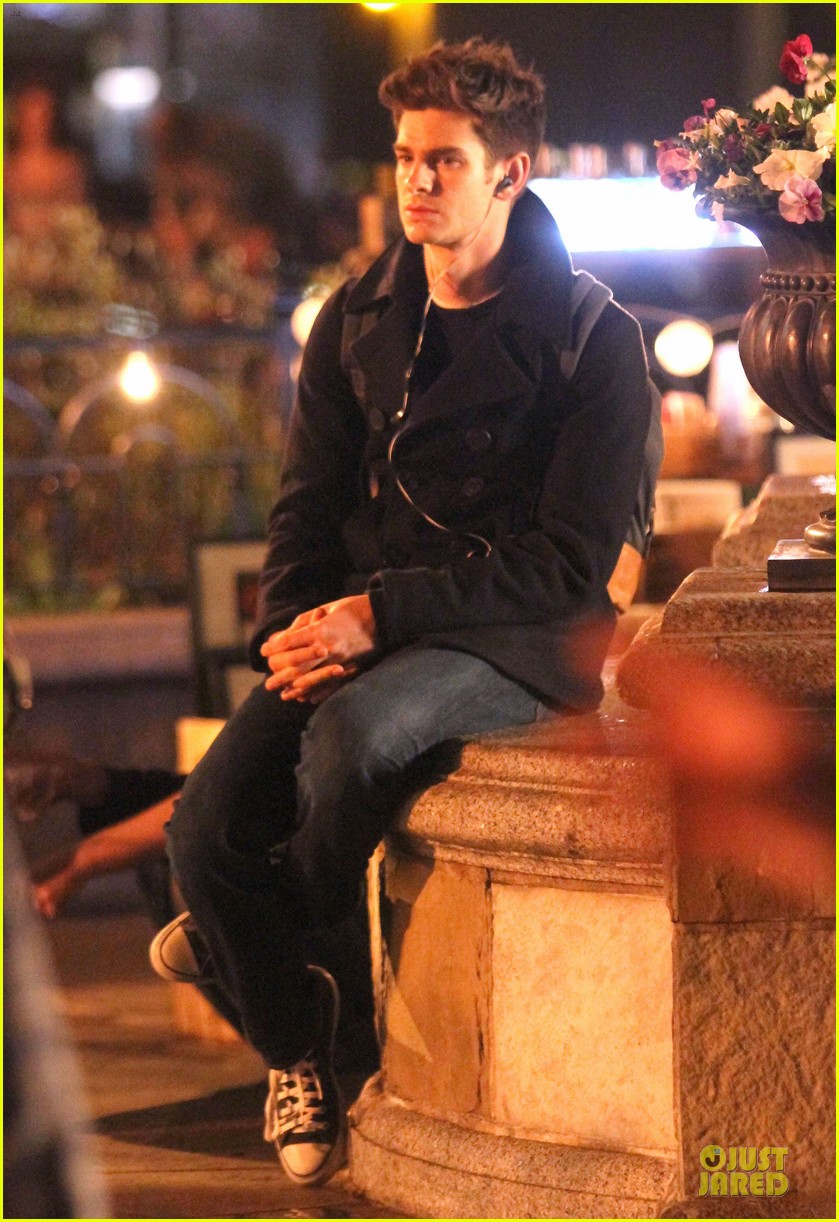 Emma Stone & Andrew Garfield: Night Scenes on 'Amazing Spider-Man 2' Set!