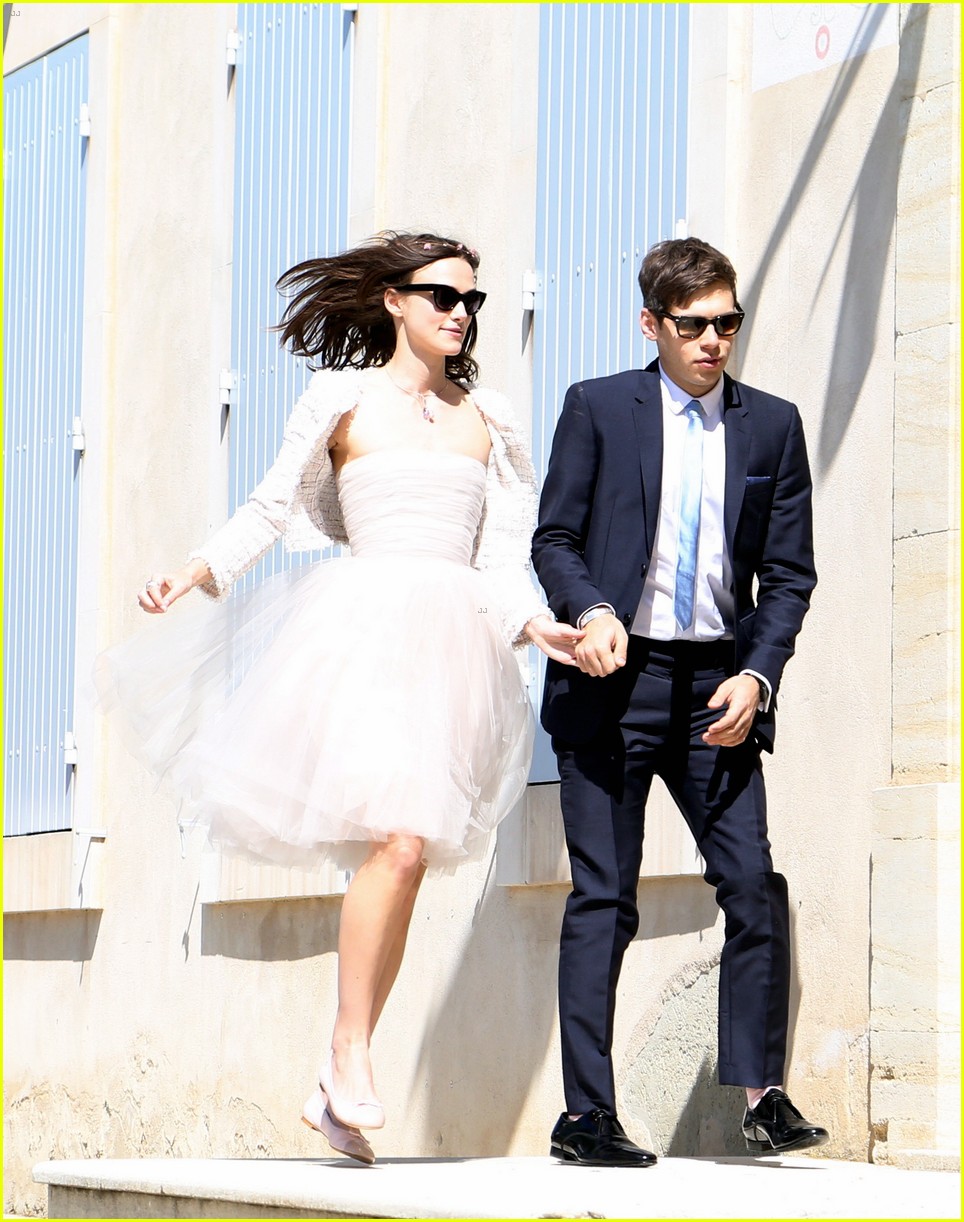 Keira Knightley: Wedding Photo with James Righton!