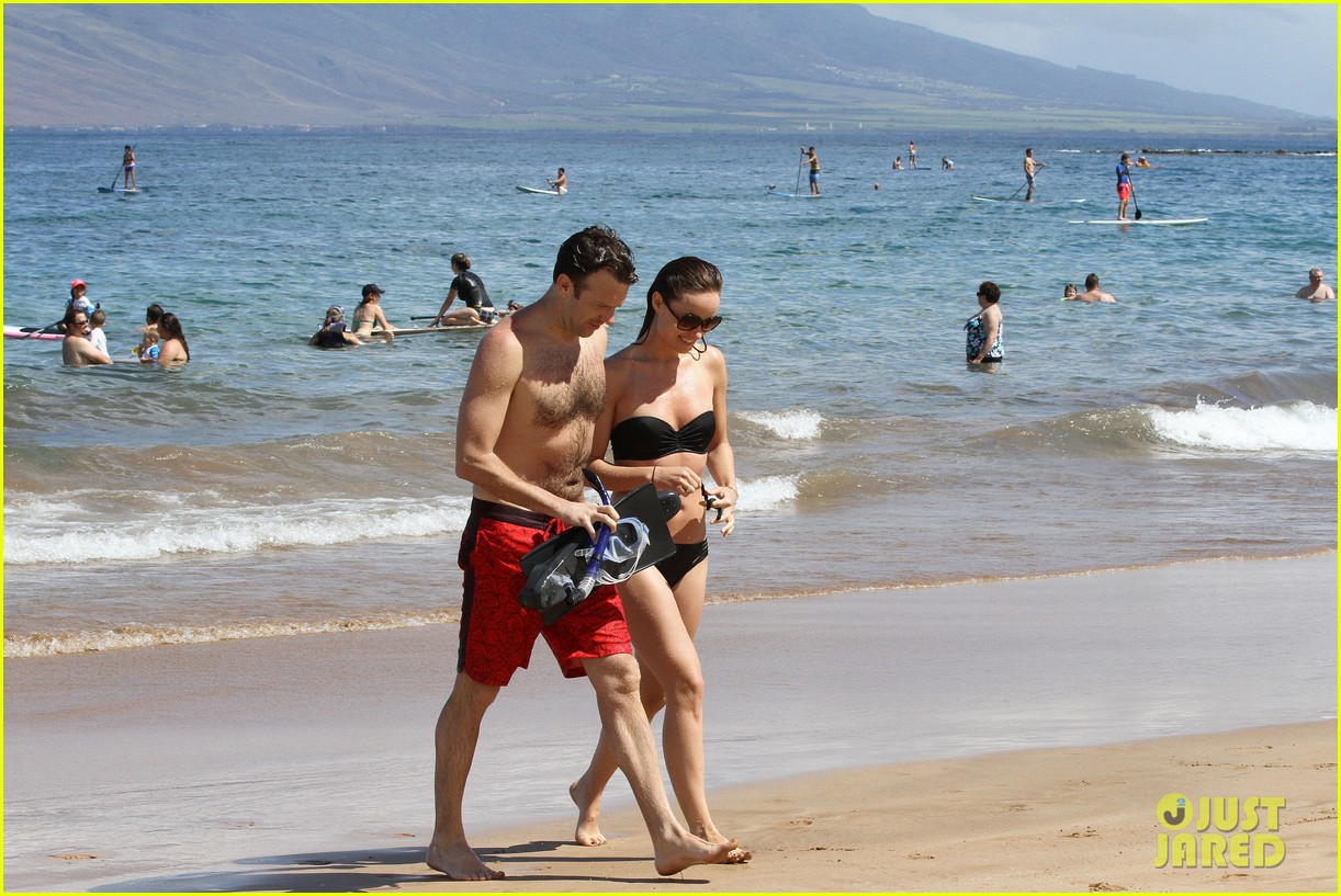 Olivia Wilde: Bikini Vacation with Shirtless Jason Sudeikis Continues!