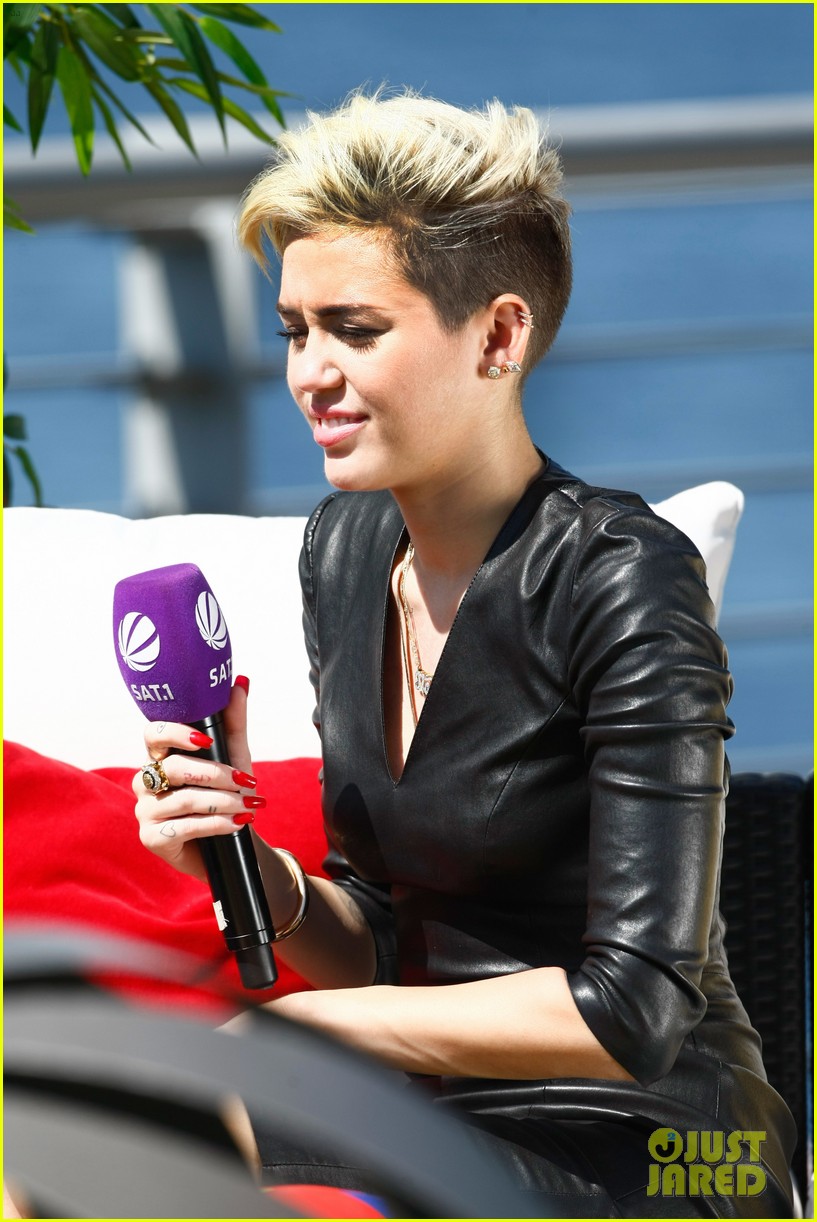 Miley Cyrus: I Told Justin Bieber to Take a Time Out