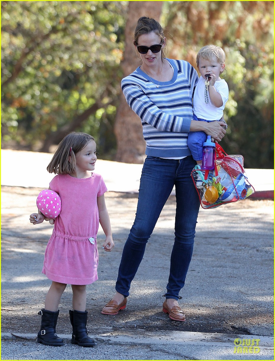 Jennifer Garner: Max Mara's Newest Face!