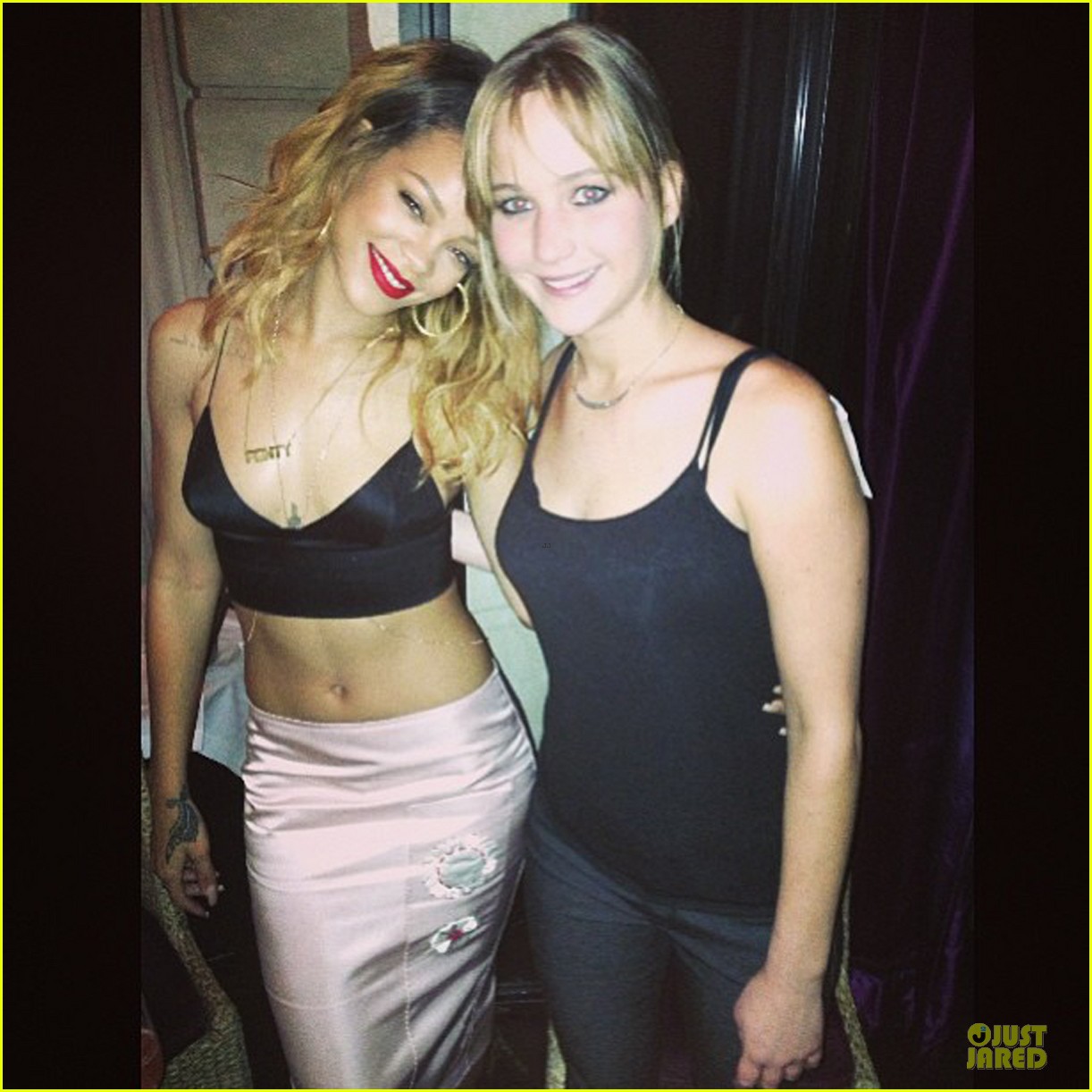 Jennifer Lawrence & Rihanna: Paris Dinner Meeting!