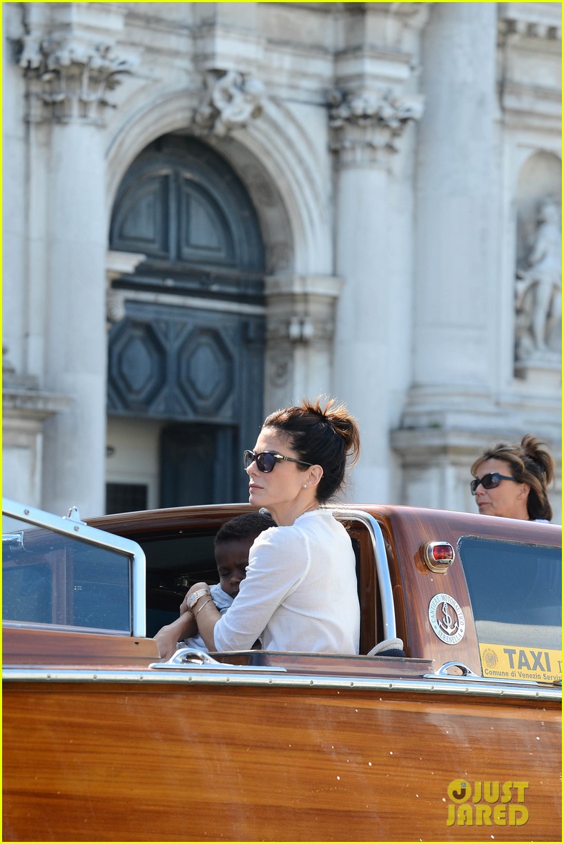 Sandra Bullock & George Clooney: Venice for 'Gravity' Film Festival Opening!