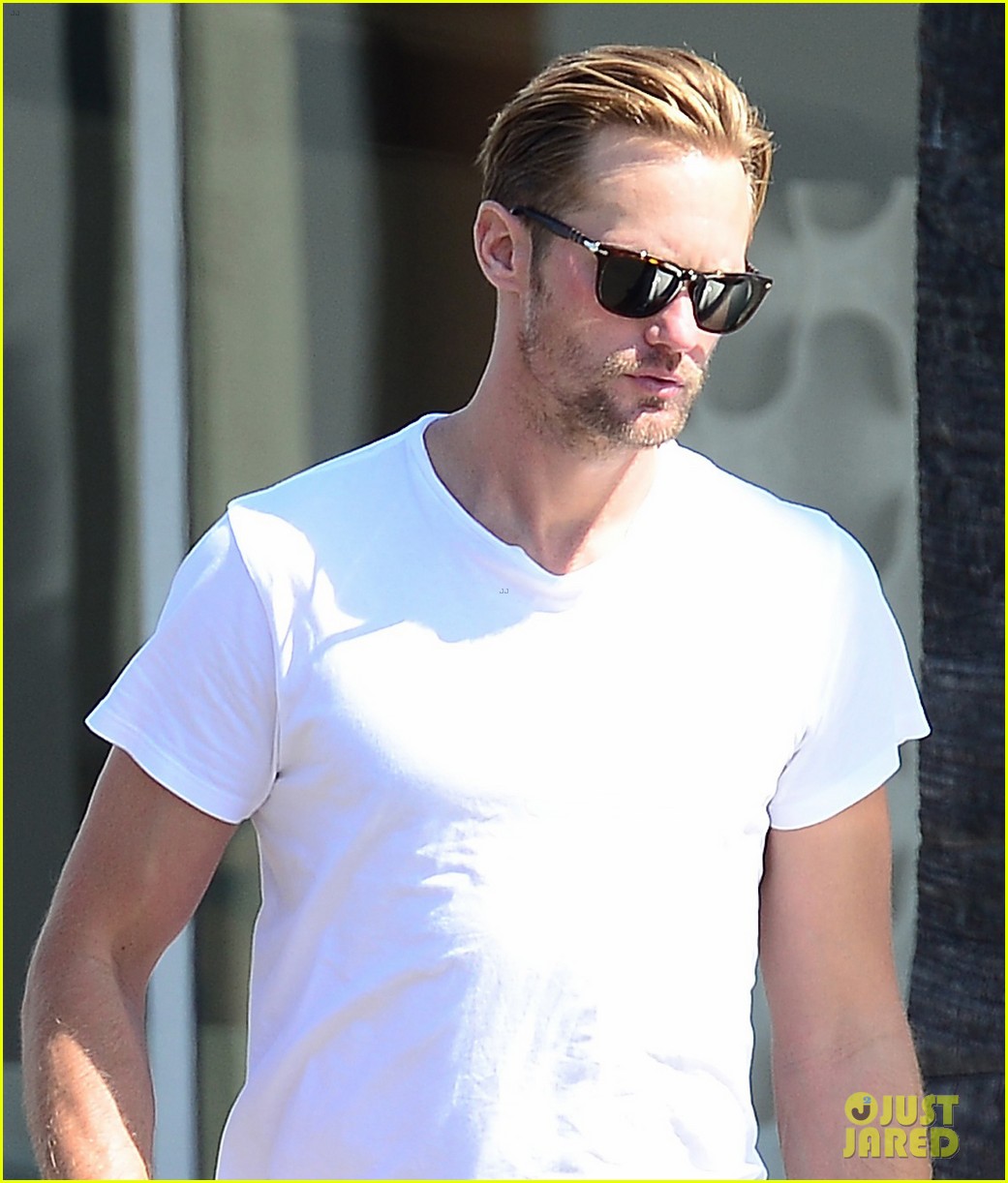 Alexander Skarsgard: I'm Single Right Now!
