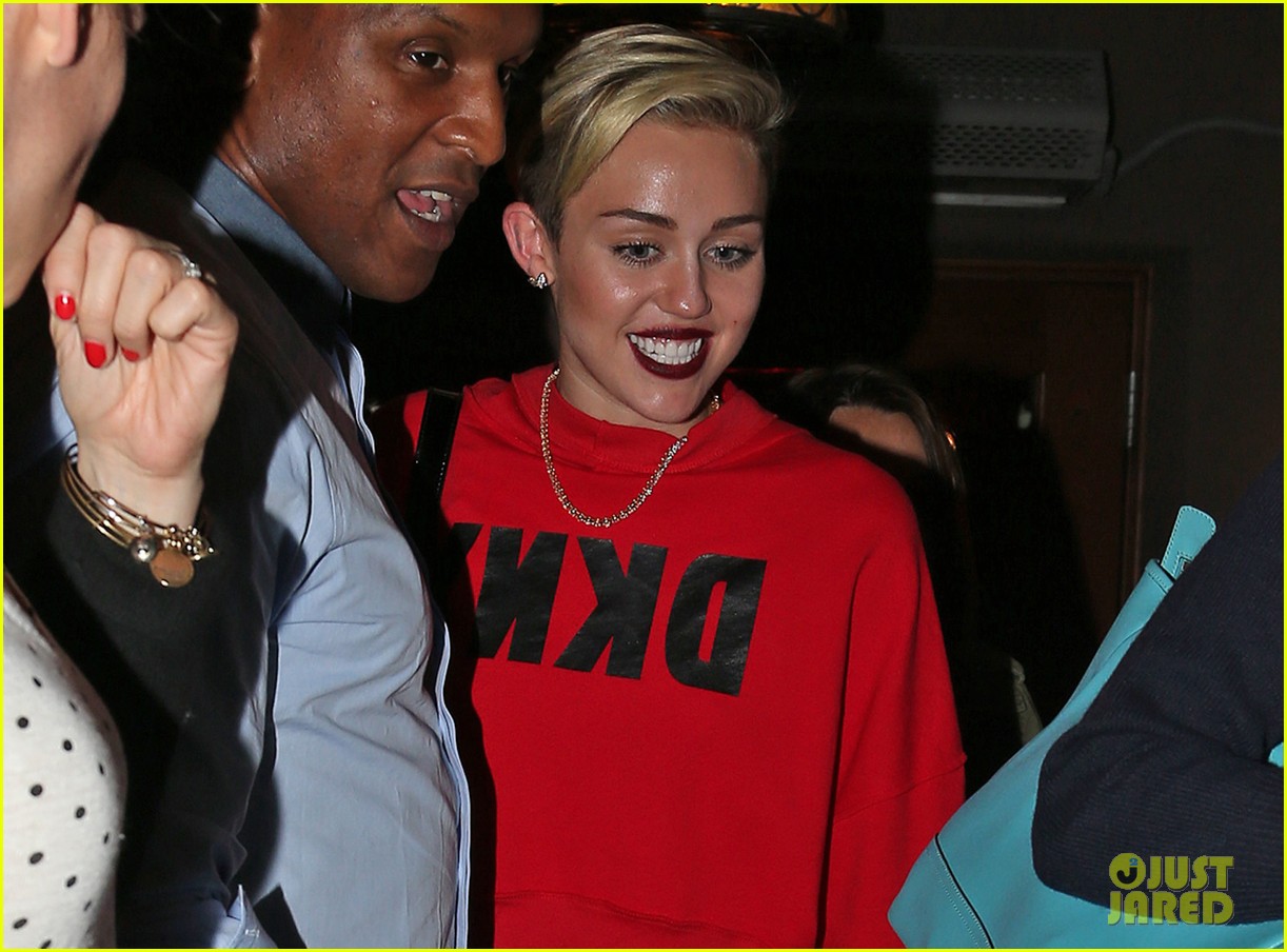 Miley Cyrus Calls Mom Tish Her Homie in 'Miley: the Movement'
