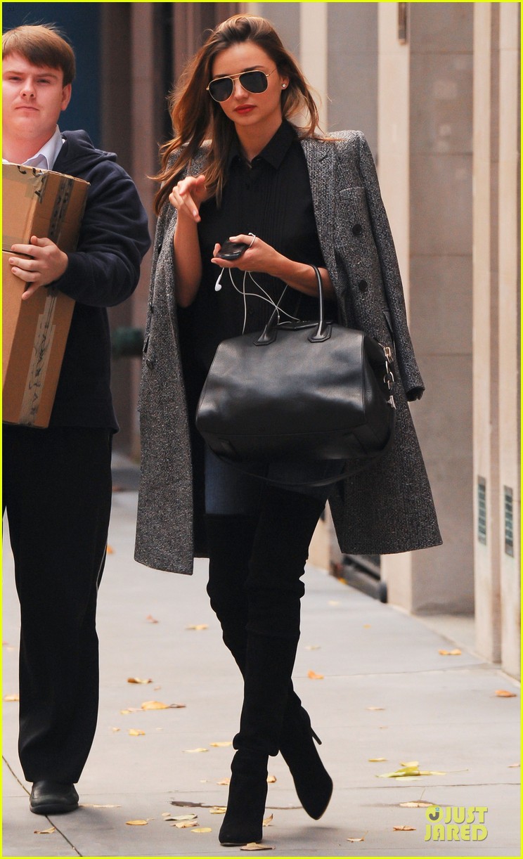 Miranda Kerr: You Can Pre-Order My Book 'Empower Yourself'!