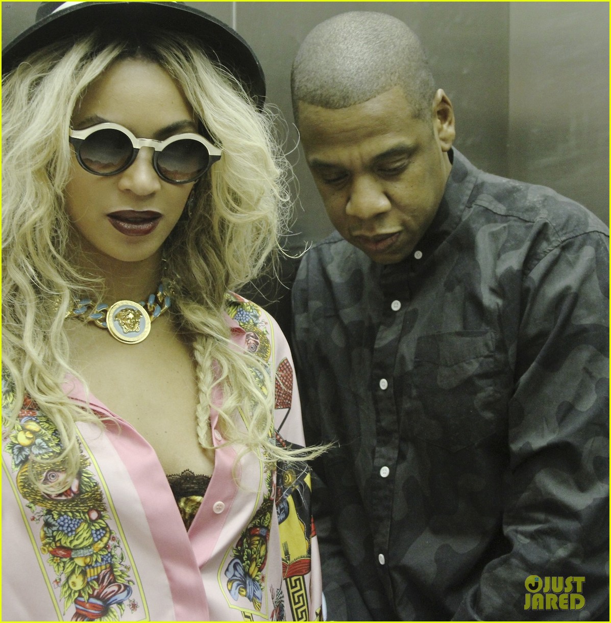 Beyonce & Jay Z Visit a Park with Blue Ivy - New Photos!