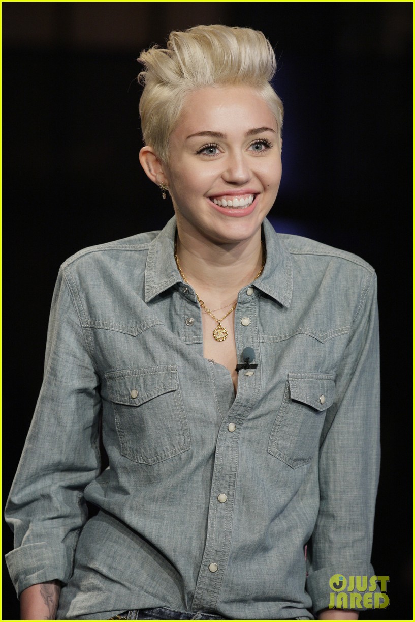 Miley Cyrus Gives Legal Advice to Justin Bieber - WATCH NOW!