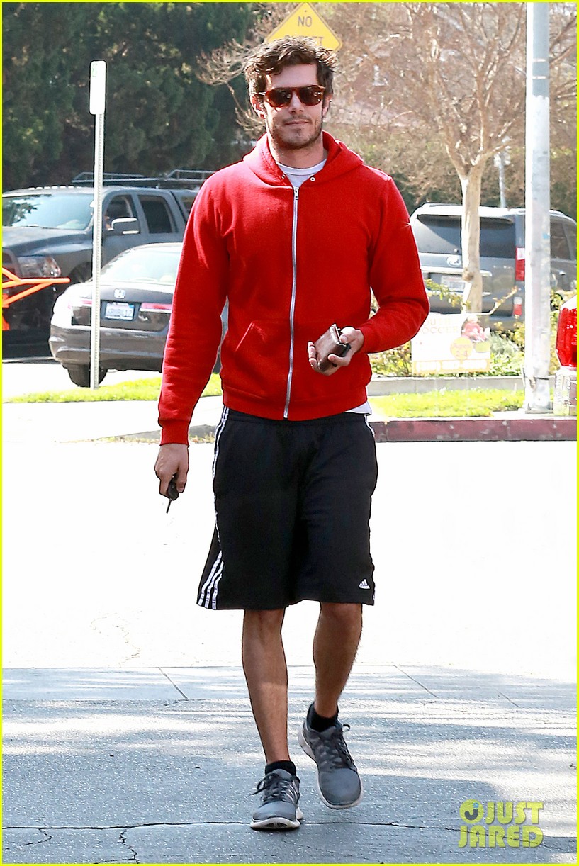 Adam Brody Confirms He is Married to Leighton Meester!