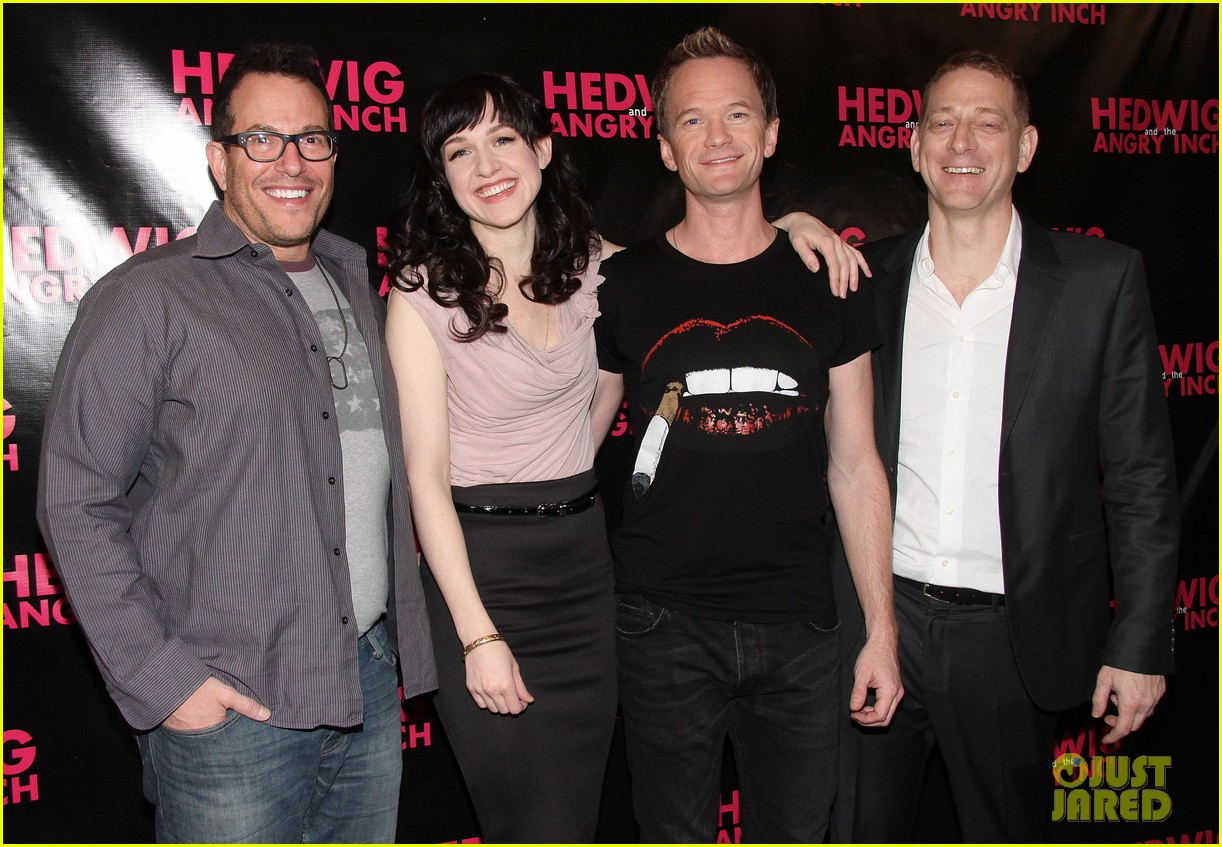 Neil Patrick Harris: 'Hedwig & the Angry Inch' Photo Call in Snow-Laden NYC!