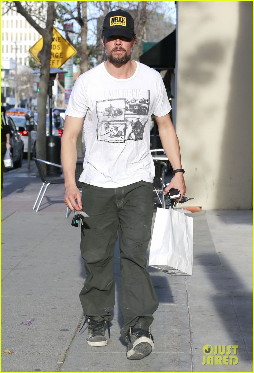 Fergie: Watch How Josh Duhamel is Helping Homeless Pets!