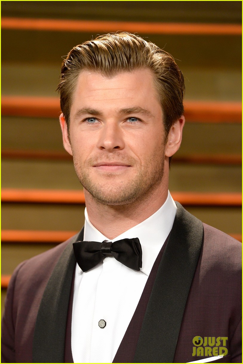 Liam & Chris Hemsworth Spoof 'Charlie Bit My Finger' for Kimmel Oscars Special!